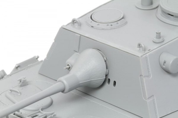 DRAGON 6821